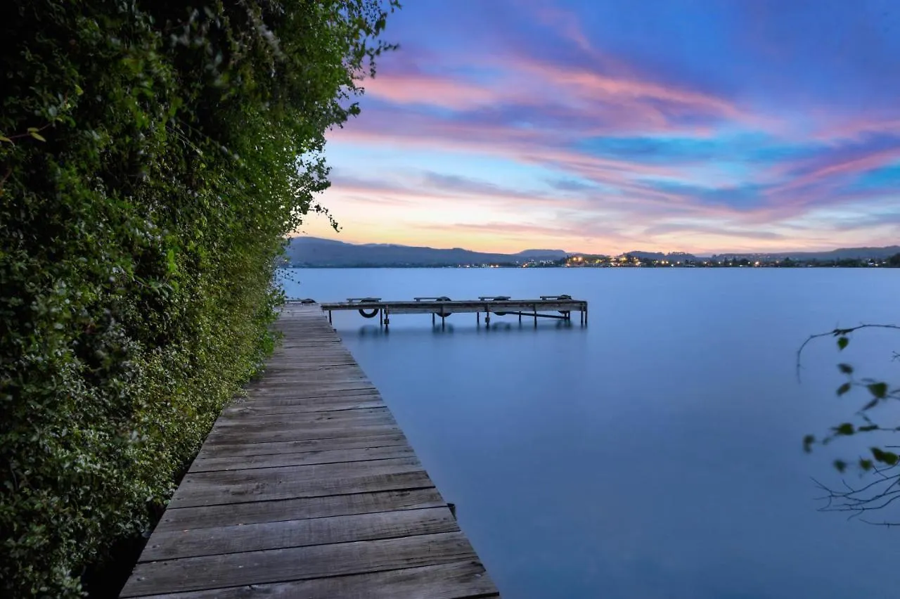 *****  Black Swan Lakeside Boutique Hotel Rotorua Nouvelle-Zélande