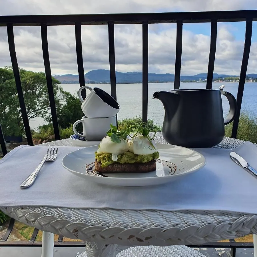 Black Swan Lakeside Boutique Hotel Rotorua 5*,  New Zealand